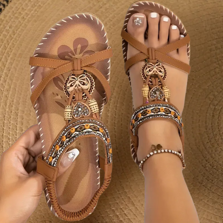 Flora | Ibiza-style sandals that combine comfort and elegance