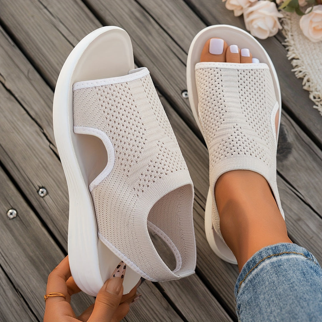 Elora | Comfortable Summer Style