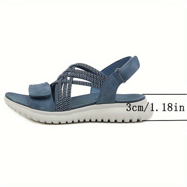 Soline | Sporty-elegant sandals with a high sole