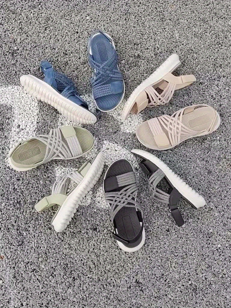 Soline | Sporty-elegant sandals with a high sole